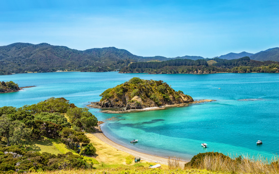 Blick &uuml;ber die Bay of Islands auf der Nordinsel in Neuseeland